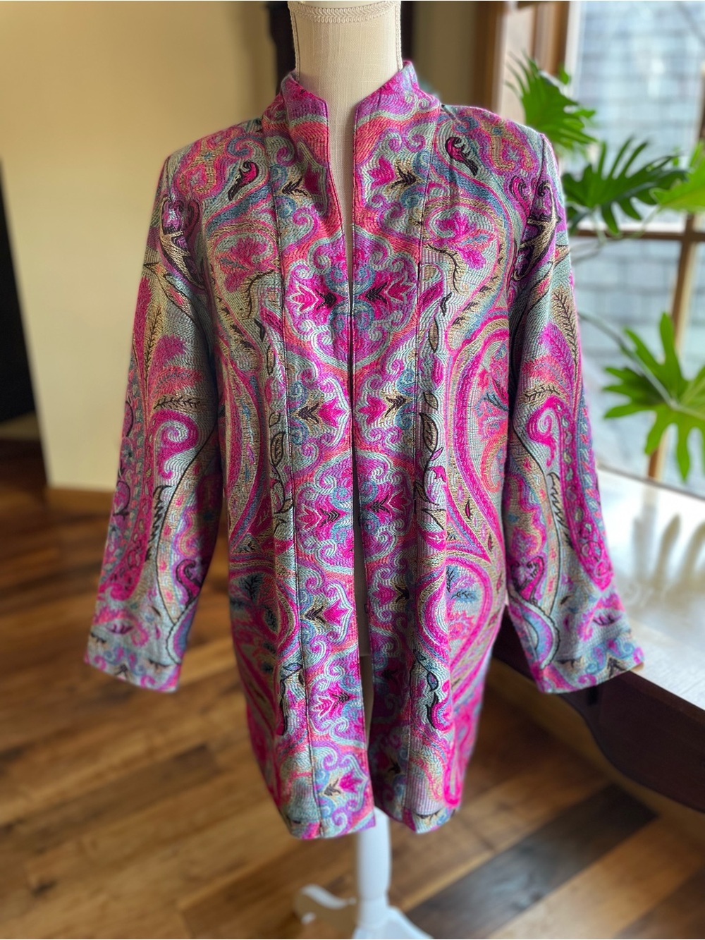 TravelSmith Tapestry Paisley Long Line Jacket in Pink & Purple size 10